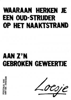 Waaraan herken je een oud-strijder op het naaktstrand aan z’n gebroken geweertje