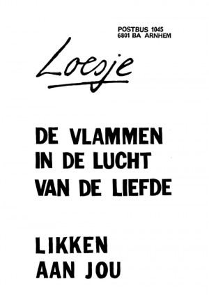 De vlammen in de lucht van de liefde likken aan jou