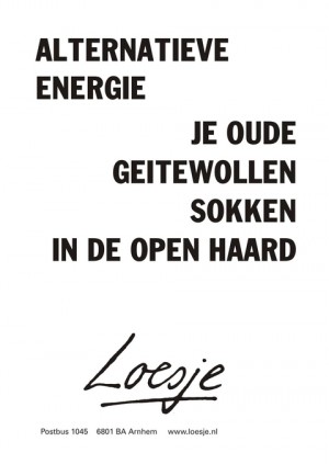 alternatieve energie je oude geitewollen sokken in de open haard