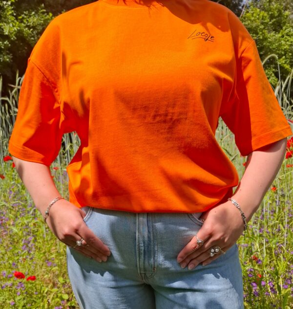 Loesje T-shirt - vrouwen weten dondersgoed wanneer mannen buitenspel staan -voorkant
