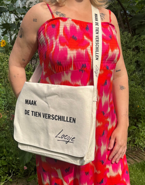 Fairtrade schoudertas - Maak de tien verschillen - Afbeelding 2